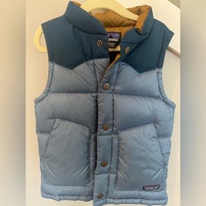 Boys Patagonia vest 5T color blue
